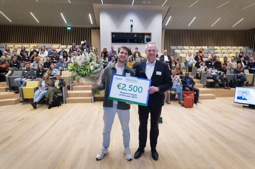Rob de Haas Research Awards.jpg Rob de Haas Research Awards.jpg